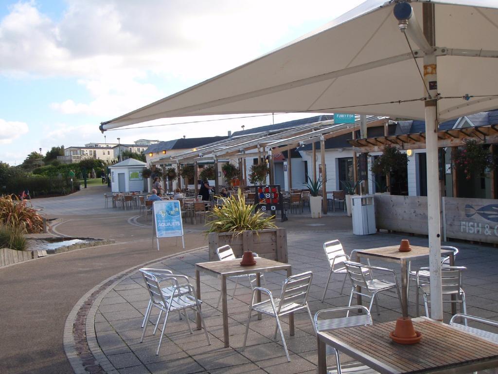Holidays At Perran Sands Holiday Park Perranporth Eksteriør billede