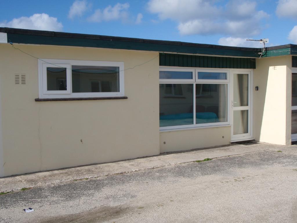 Holidays At Perran Sands Holiday Park Perranporth Eksteriør billede